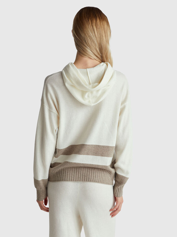 SWEATER W/HOOD Women image number 2